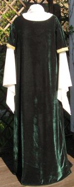 Samtkleid Diethild Samtkleid Diethild